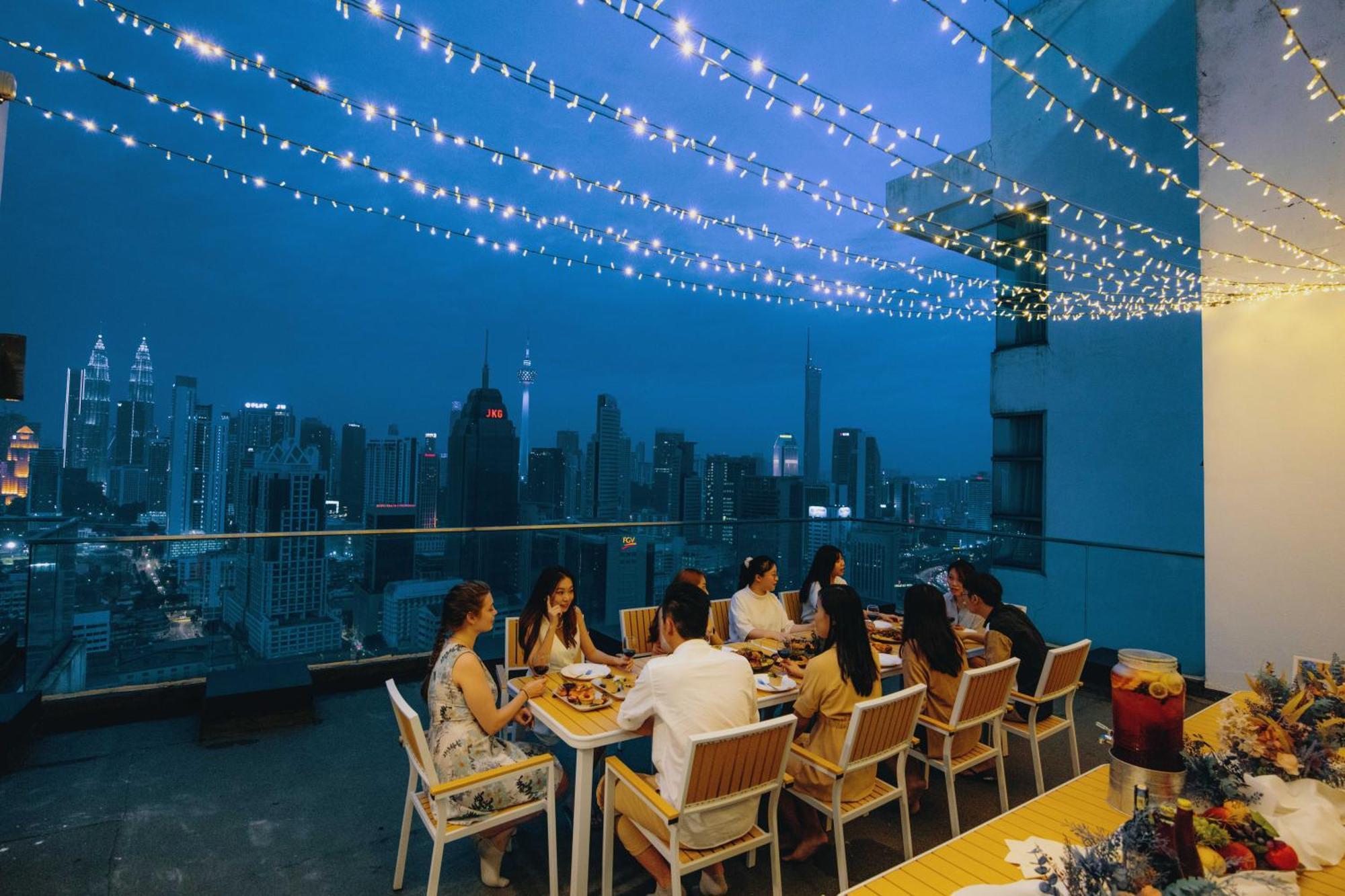 Naibnb In Regalia Residence Kuala Lumpur Buitenkant foto