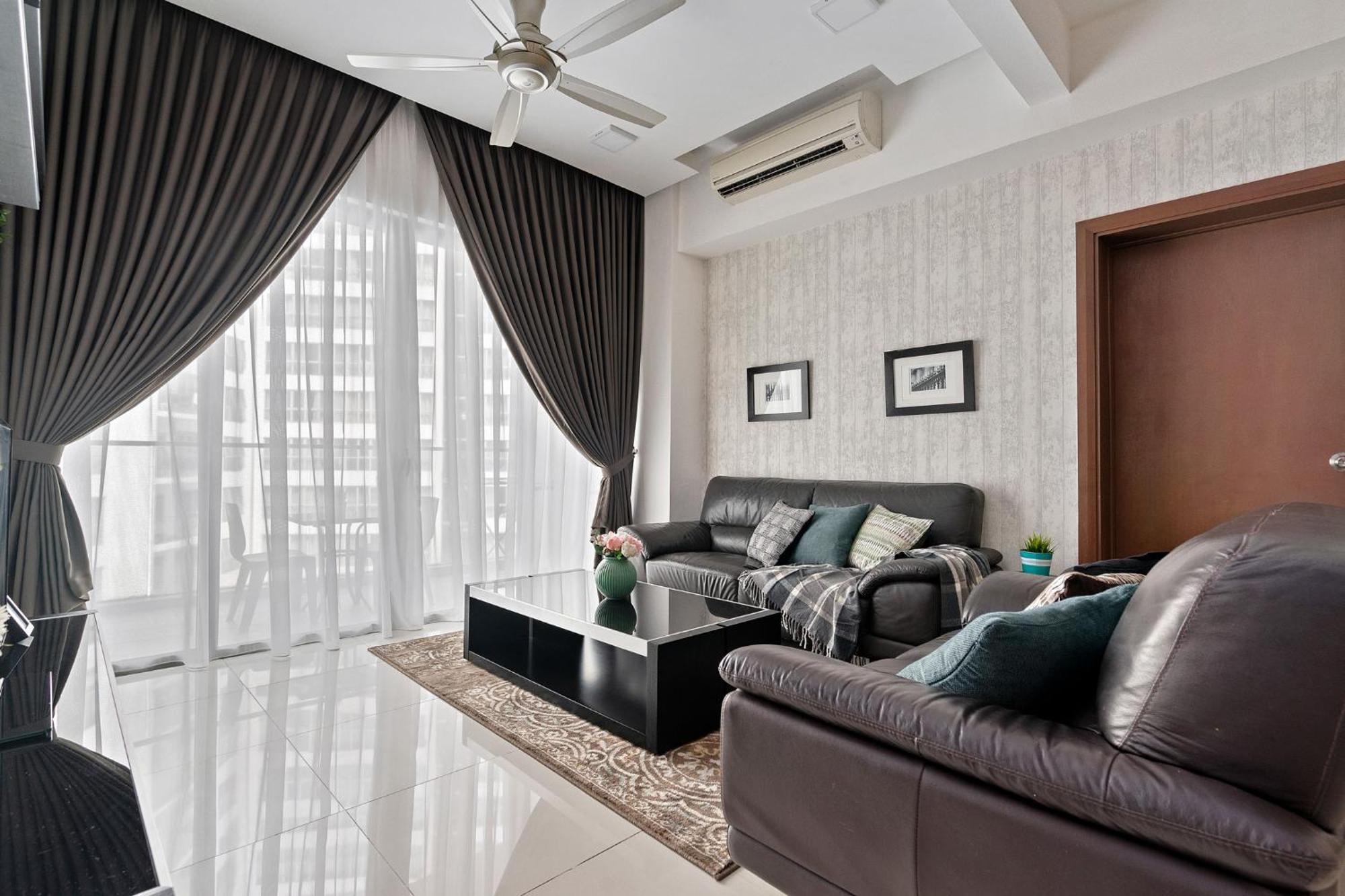 Naibnb In Regalia Residence Kuala Lumpur Buitenkant foto